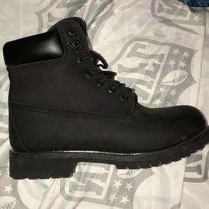 Black Timbs